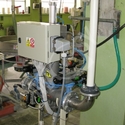 Magnetic filter for liquid mixtures - automatic cleaning